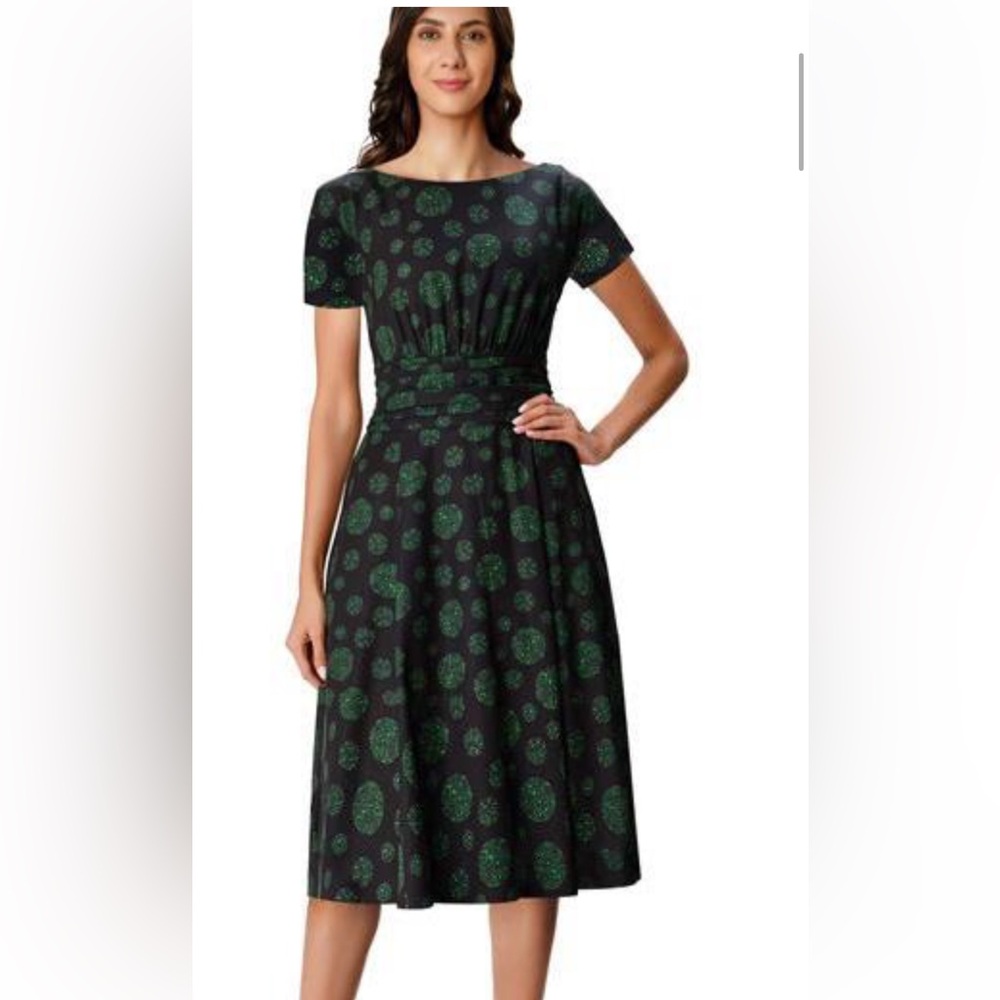 Graphic Dot Print Crepe Pleated Dress